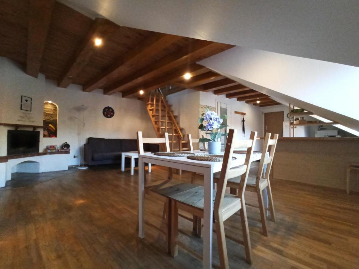 Private Sauna & 4 Bedrooms Old Town Rooftop Apartment *